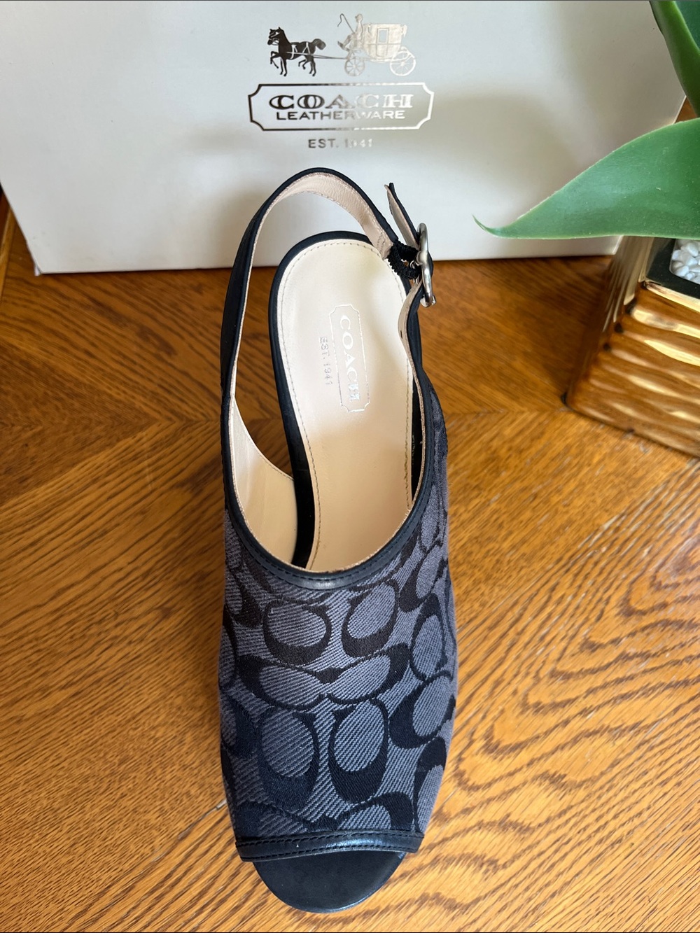 Coach Women’s Graph/Black Signature Canvas Platform Wedge Sandals Size 9 Width M - Picture 4 of 10